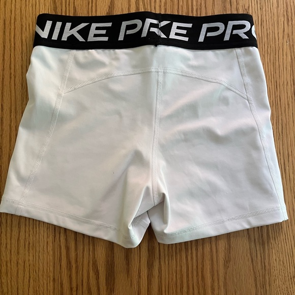 2 Nike Pro Tight Shorts Womens Sz Small Dri Fit - Picture 4 of 10